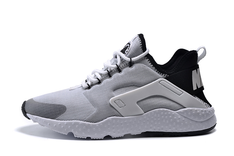 nike huarache noir et blanche